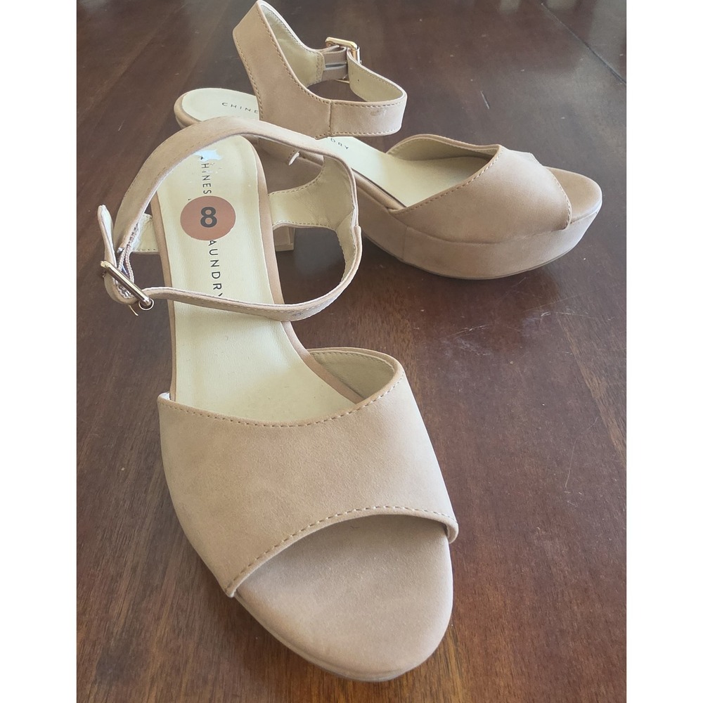 Chinese Laundry Women's Sandals Size 8 Beige Strappy Platform NWoT